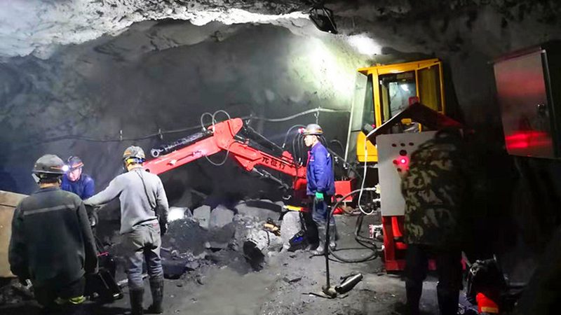 塔吊施工电梯型号解析：揭秘其关键参数与适用场景